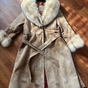 Lony G by Gropper leather Coat with Fur Details